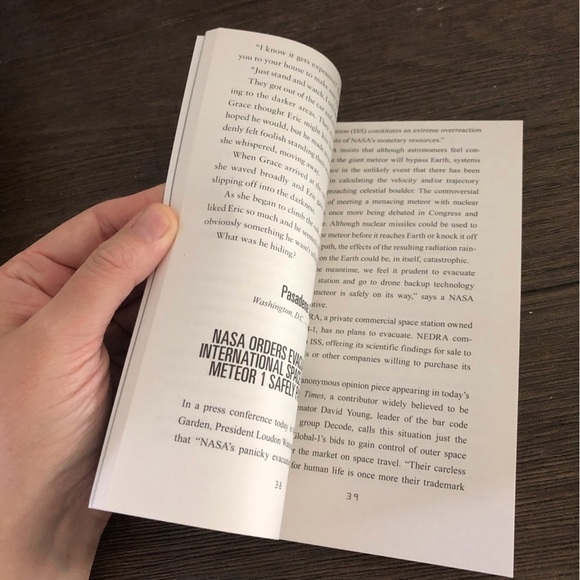 The Bar Code Prophecy by: Suzanne Weyn paperback book - Picture 3 of 5